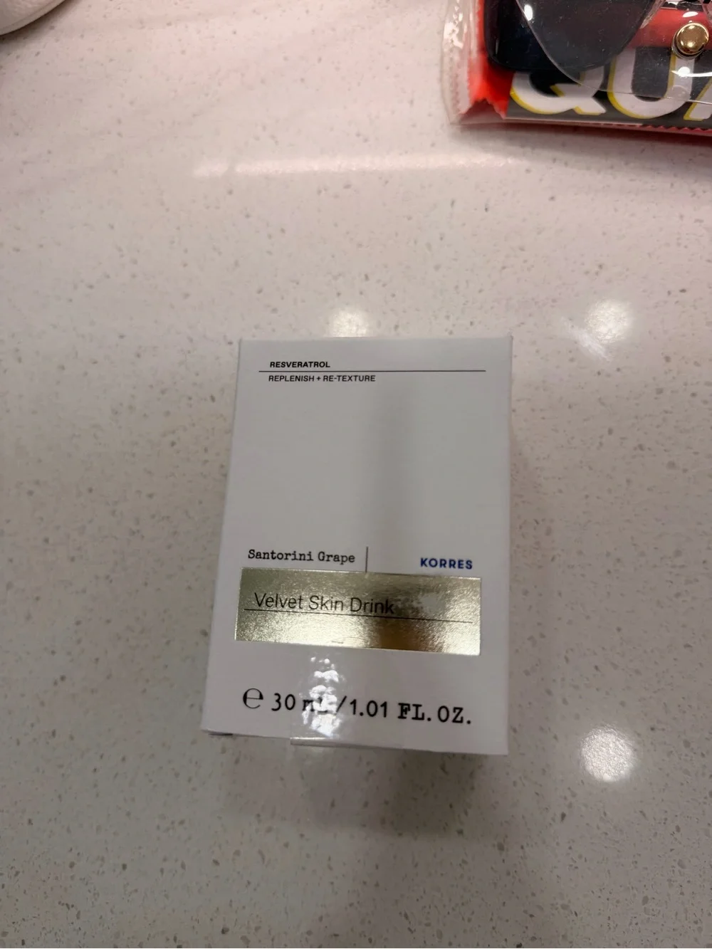 Korres Velvet Skin Drink Santorini Grape White & Gold Pack